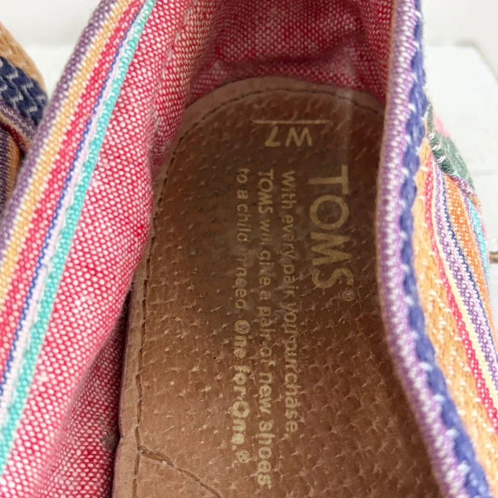 TOMS Classic Alpargata Multi Color Woven Stripe Chevron Slip On Shoes Womens 7